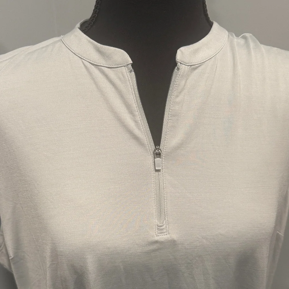 Lady Hagen Light Blue Sleeveless Zip Tank Top - Picture 3 of 5